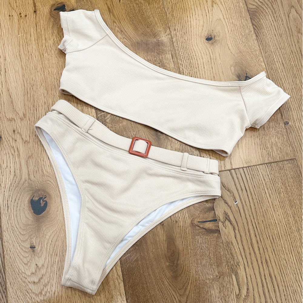 Off-the-Shoulder Ribbed Top & Belted Bottom Bikini, Sz L *NWOT*